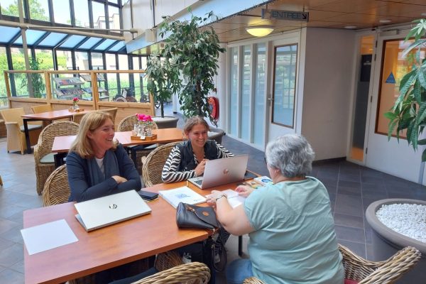 Zoetermeer: Inloopspreekuur ouderenadviseur en sociaal makelaar