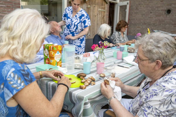 Feest bij Ontmoetingscentrum Zonnehof: al 5 jaar een plek in Woerden om je thuis te voelen